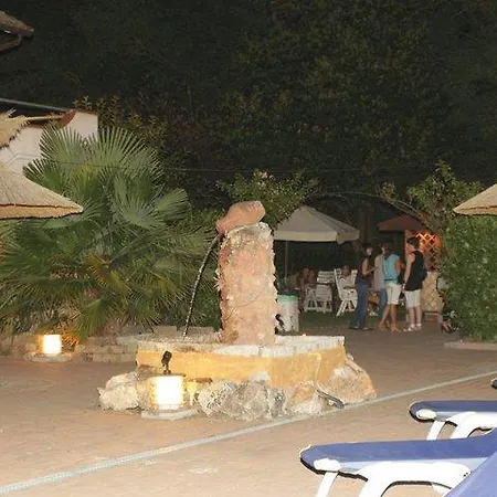 Aparthotel Montemerlo *