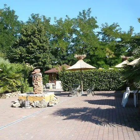Aparthotel Montemerlo *